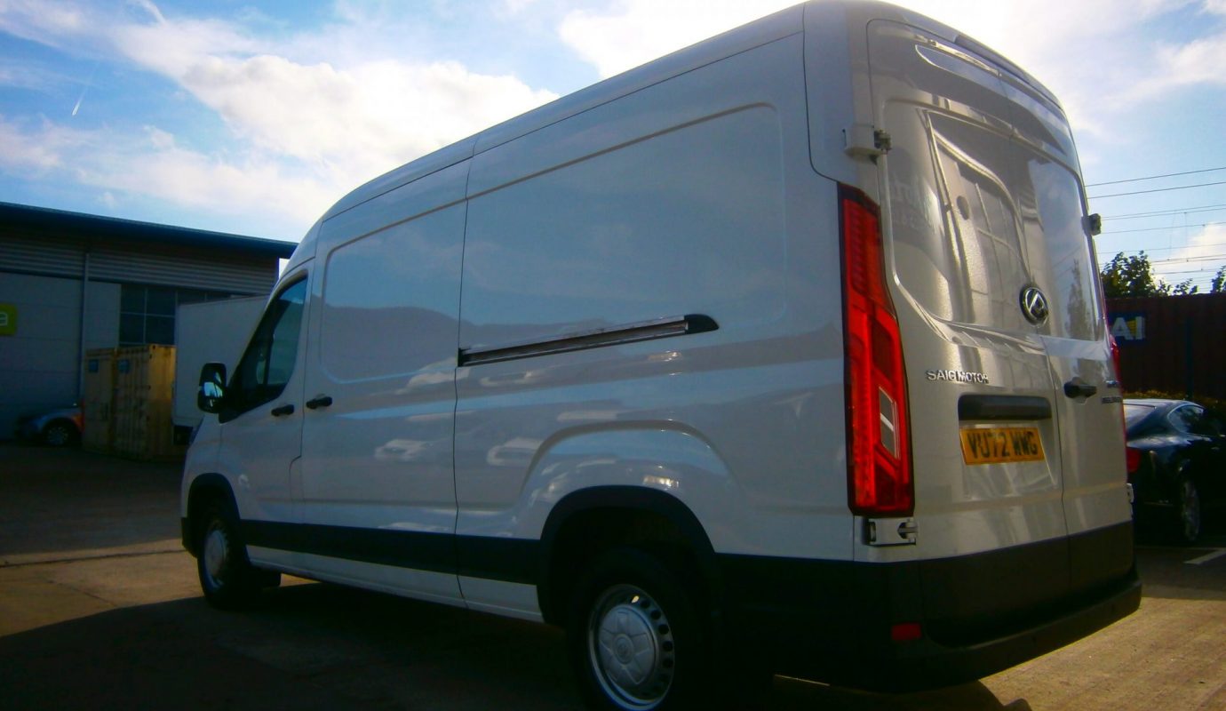 Maxus Deliver 9 Lux D20 Panel Van