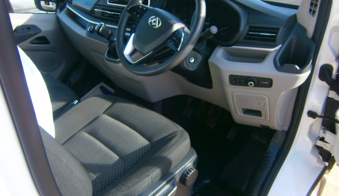 Maxus Deliver 9 Lux D20 Panel Van