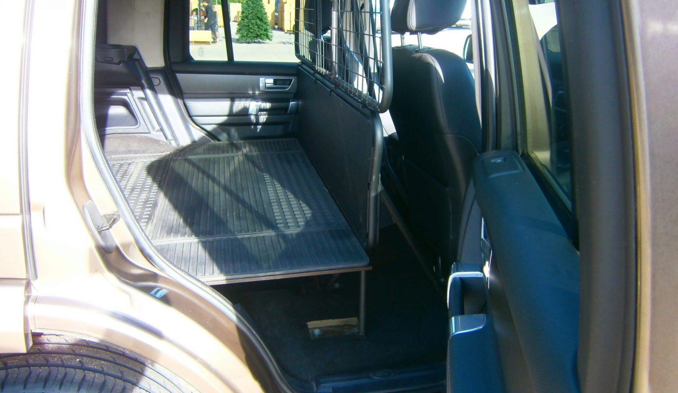 Land Rover Discovery Commercial